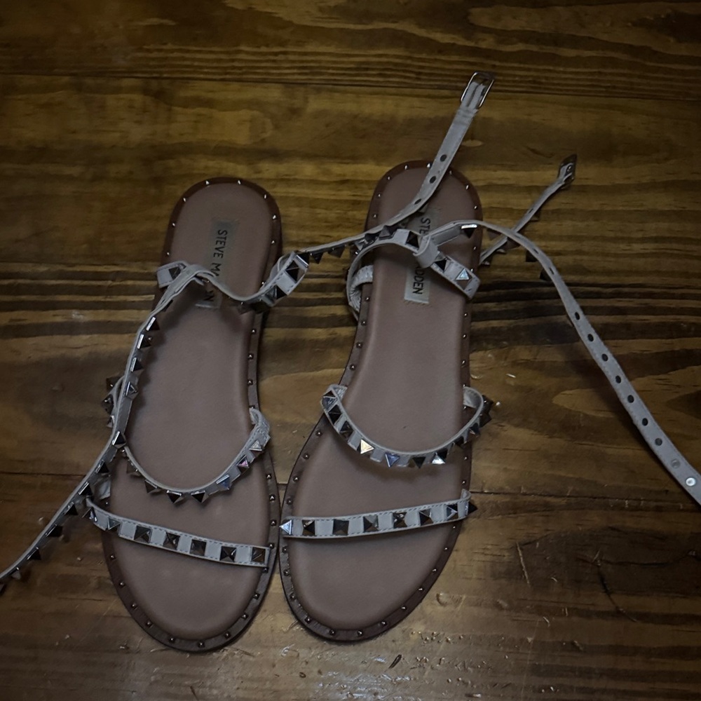 Steve Madden Brown Studded Sandals